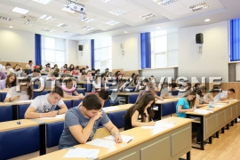 Na prijemnom ispitu na univerzitetima u RS nikad manje potencijalnih ...