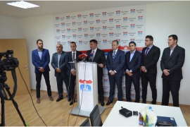 Političke stranke u Palama osudile paljenje vozila funkcionera SNSD-a