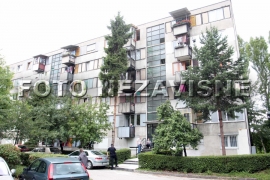 Dijete palo sa drugog sprata zgrade (FOTO)