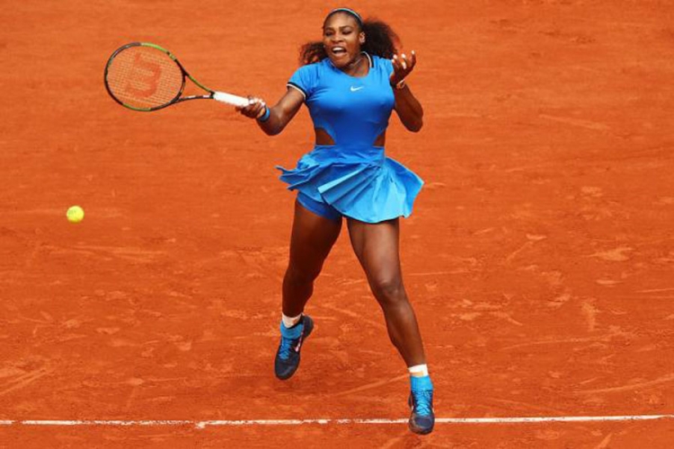 Serena ekspresno za sat vremena do četvrtfinala