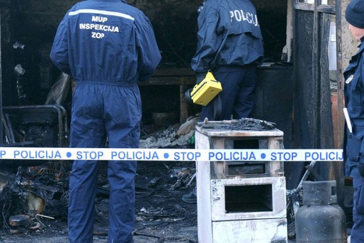 Vinkovci: Ubio se bombom