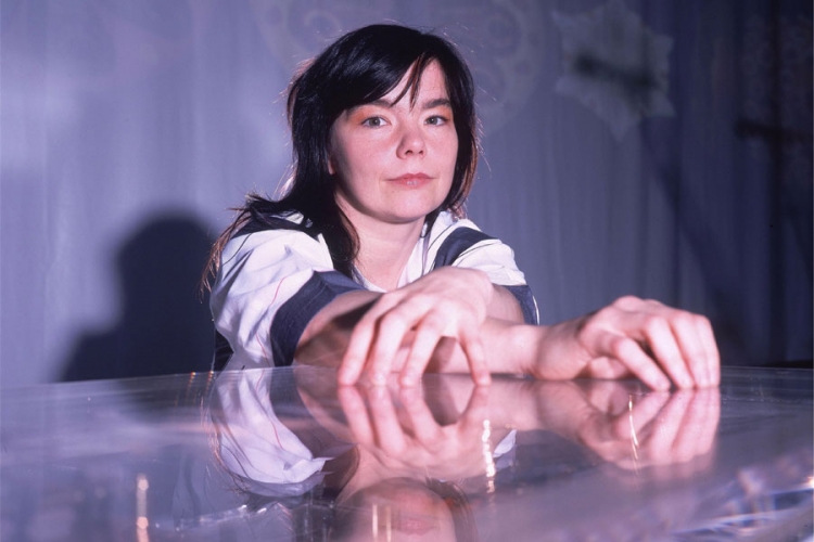 Bjork objavila prvi virtuelni album u svijetu