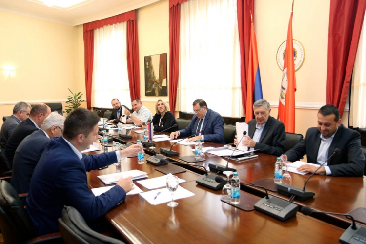 SNSD: Ne smije se dati legitimitet spekulativnom popisu stanovništva