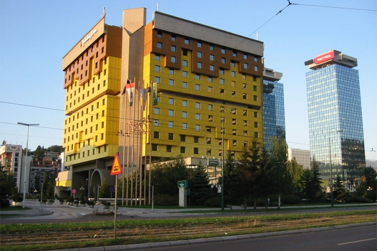 Policija pretresa hotel "Holidej" u Sarajevu