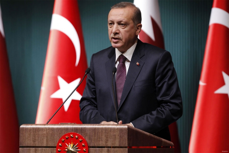 Erdogan potpisao zakon o oduzimanju imuniteta poslanicima