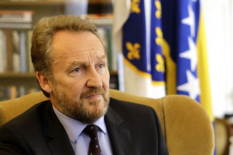 Izetbegović: Kavazović nije smio da nazove srpskog kandidata za načelnika Vlahom
