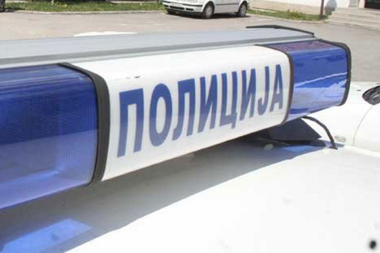 Teško povrijeđeno dvoje pješaka