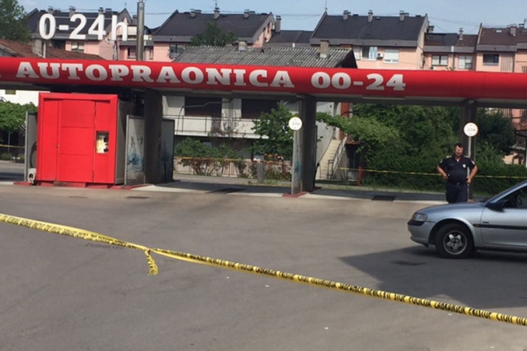 Policija blokirala autopraonicu u Banjaluci