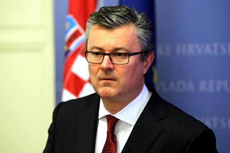 Orešković ne odlazi, završen sastanak sa Grabar Kitarović
