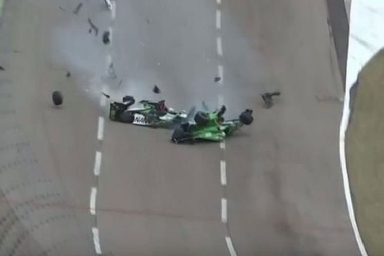 Užasna nesreća na Indikaru (VIDEO)