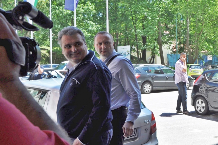 Prvi čovjek Bihaća pao dok je primao mito