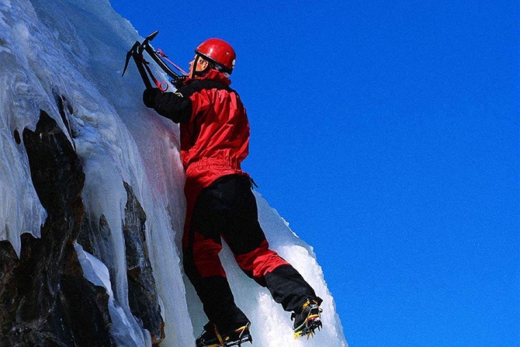 Srpski alpinista poginuo u Alpima, dvoje povrijeđeno