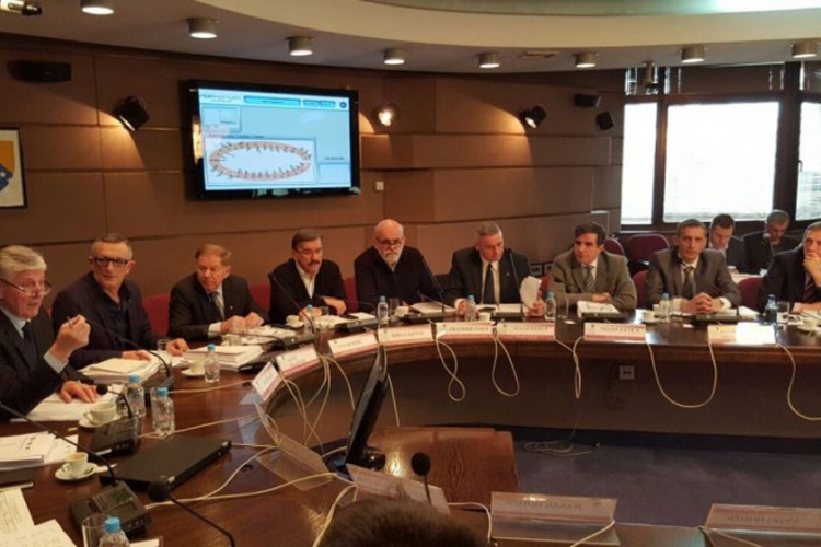 Vijećnici grada godinama primaju duple paušale