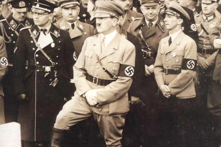 Otkrivena tajna KGB-a: Rusi tajno sahranili Hitlera, pa ga otkopali i riješili se tijela