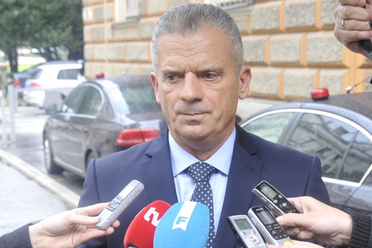 Radončić: Ivanić i Dodik se takmiče u tome ko je veći Srbin 