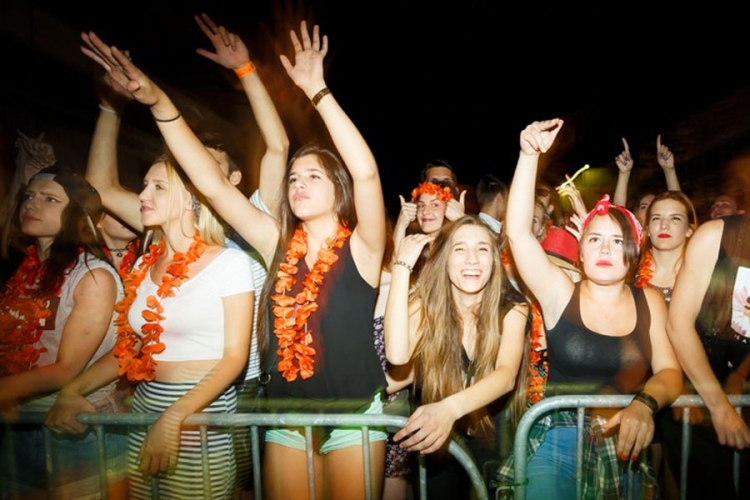 Parni Valjak zatvorio Mostar Summer Fest