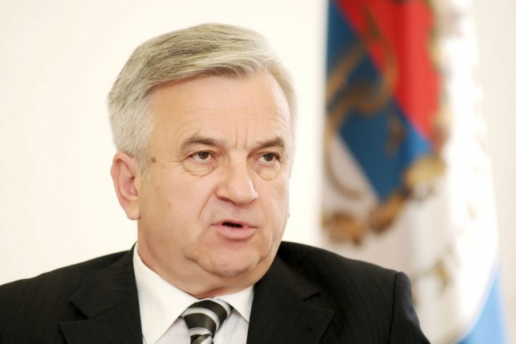 Čubrilović čestitao Vidovdan Trećem pješadijskom puku