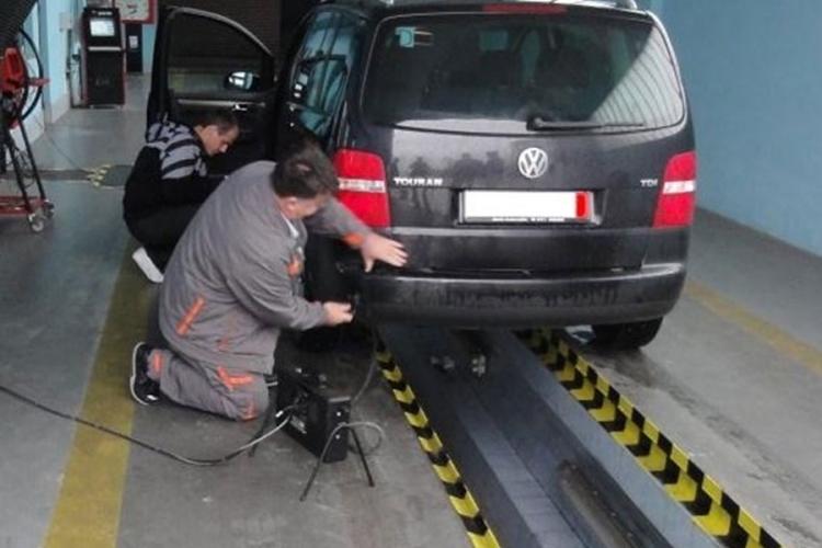Novac od registracije zadržala za sebe, budžet RS oštetila za 56.000 maraka