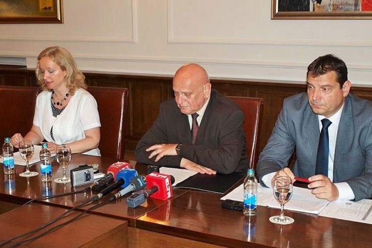 Pokazna vježba 4. jula: Spasavaće osobe sa splava