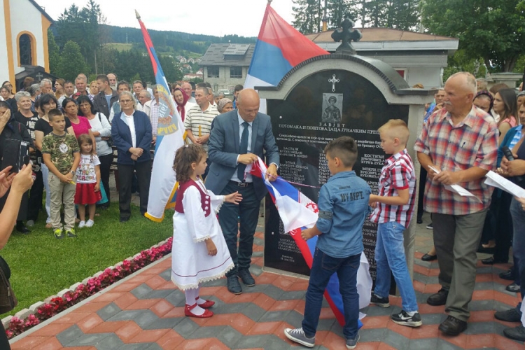 U Kneževu otkrivena spomen-ploča solunskim dobrovoljcima