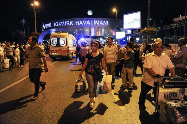 Identifikovano 27 žrtvi napada u Istanbulu