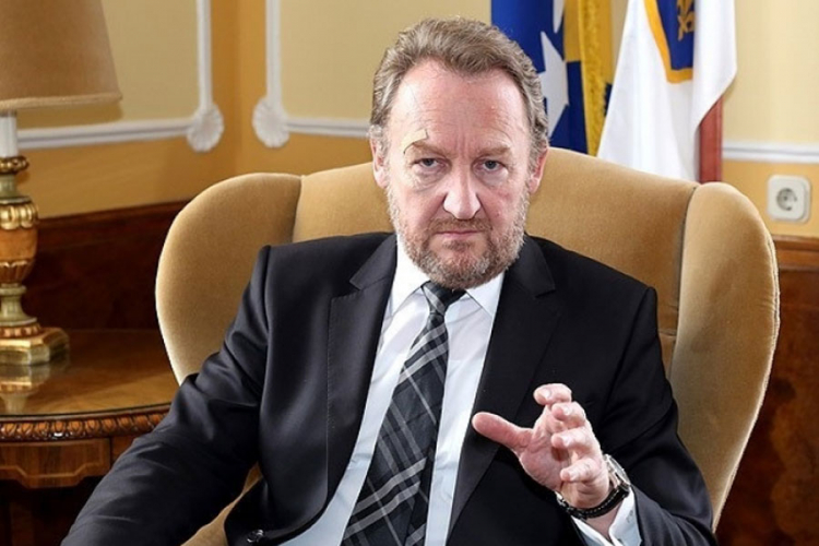 Izetbegović: Bez obzira na sve moramo popravljati odnose Srba i Bošnjaka