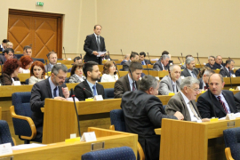 SNSD sakupio dovoljno potpisa: Referendum o Danu RS uskoro pred ...