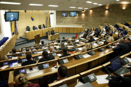 Kriza ne odgađa kolektivne godišnje odmore Parlamenta FBiH


