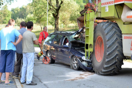 Djevojka poginula u sudaru kombajna i pasata u Prijedoru