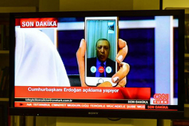 Izdata potjernica za Erdoganovim vojnim savjetnikom