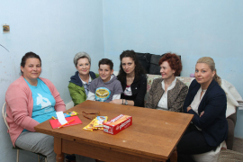 Majka i šestoro djece lavovski se bore kroz život