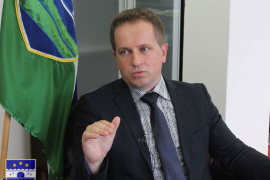 Novi premijer USK najavio: Nema godišnjih dok se ne riješe problemi