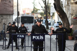Turska: Smijenjeno 8.000 policajaca