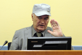 Mladićeva odbrana traži izuzeće sudija i obustavu suđenja