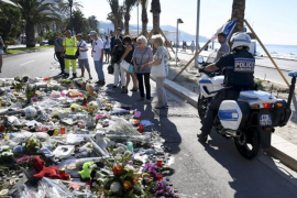 Petoro optuženih za napad u Nici