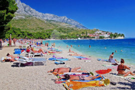 Rat na hrvatskim plažama: Mještani turistima zapalili peškire zbog ...