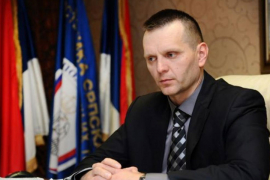 Lukač: Policija RS istražuje paljenje zastava Srbije