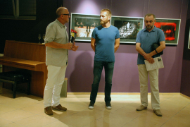 U Prijedoru otvorena izložba fotografija Igora Motla "Teatar"