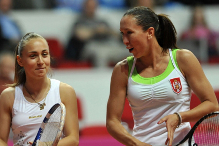 Jelena i Aleksandra izbacile treće favorite na Vimbldonu
