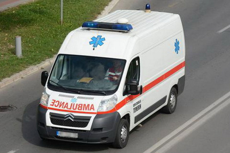 Ženu ispratio u bolnicu,  pa lupao tuđe stvari


