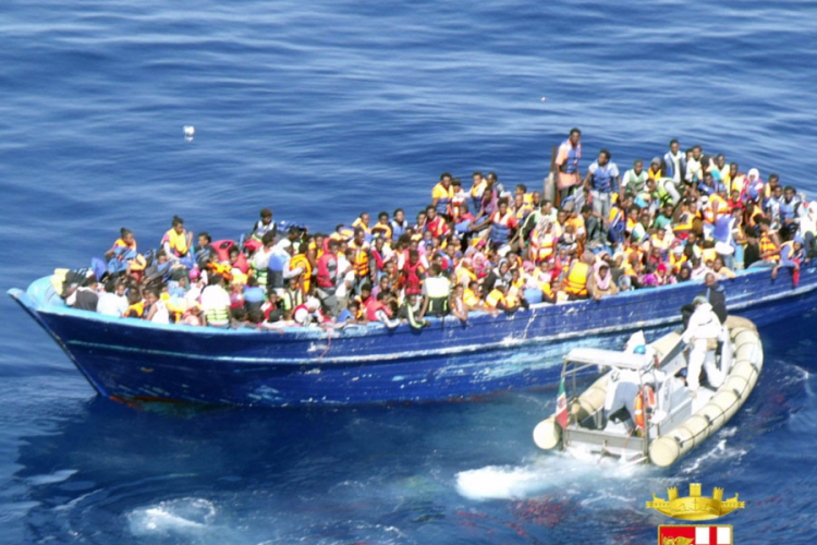 Italijanska obalska straža spasila 4.500 migranata