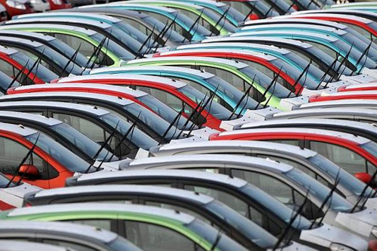 Pala prodaja automobila u Rusiji u prvoj polovini 2016