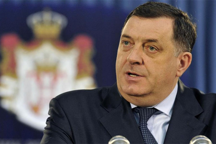 Dodik: Instalacija u Sarajevu uvredljiva  i dokaz više da je BIH neodrživa