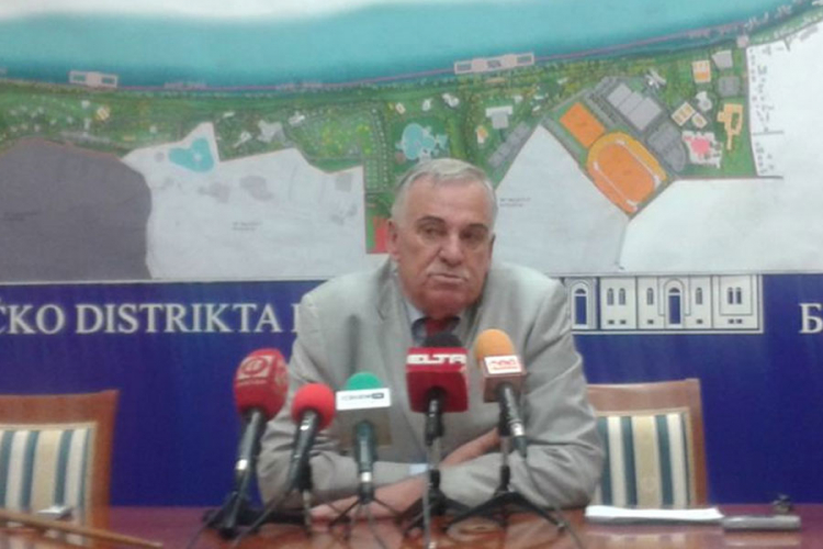 Dedeić dostavio pisanu ostavku gradonačelniku Brčkog