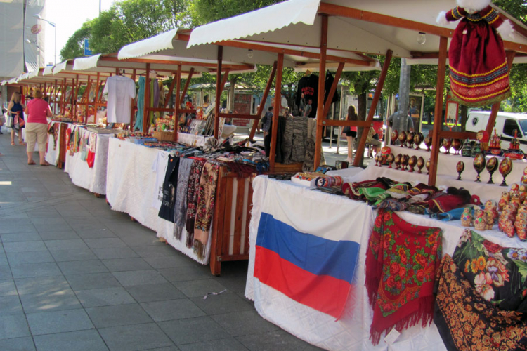 Banjaluka: Na Trgu Krajine izložba stvaralaštva ruskih umjetnika
