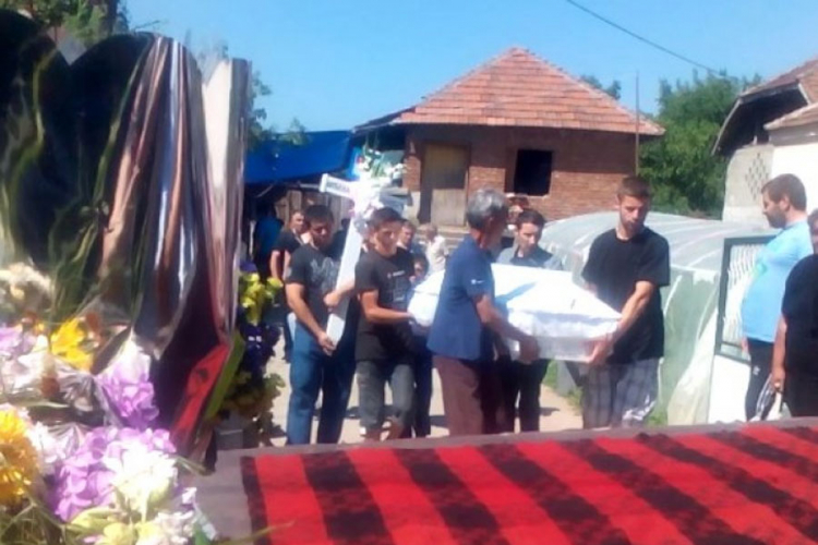 Sahranjena ubijena djevojčica iz Zaječara