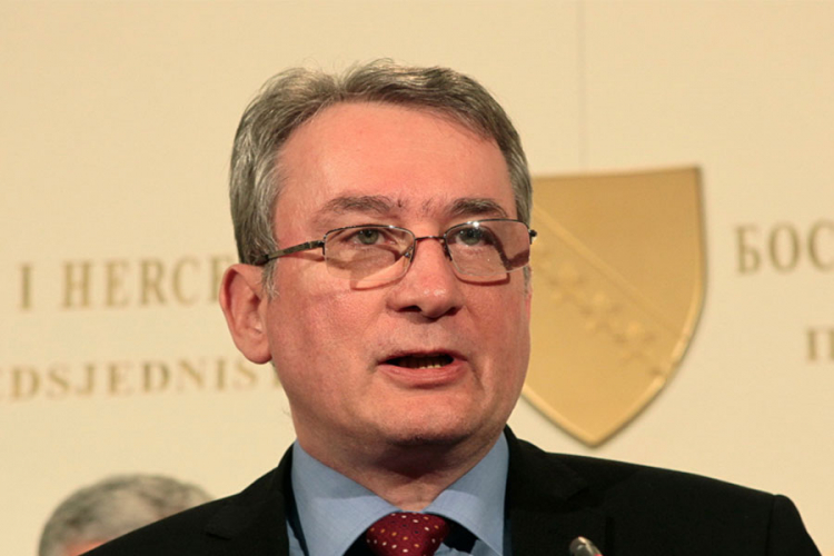 Bosić: Borba za Srpsku i dalje traje