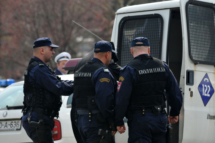 Akcija “Administrator“: Uhapšen prevarant i falsifikator iz Prnjavora koji je varao četiri godine