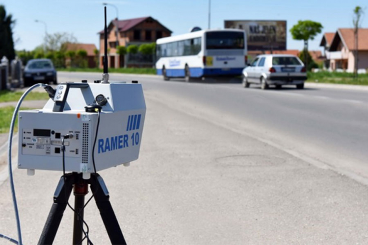 Neslavni rekord: Radar za 15 dana ulovio 4.397 brzih vozača