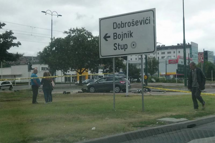 Autom naletio na pješake u sarajevskom naselju Stup